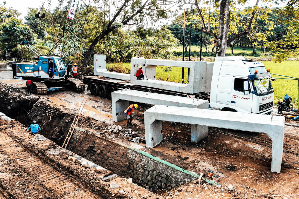 DOUBLE U-BOX MADIUN RAJAWALI