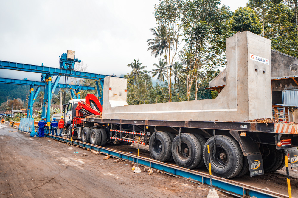 DOUBLE U-BOX 8 METERS LUMAJANG