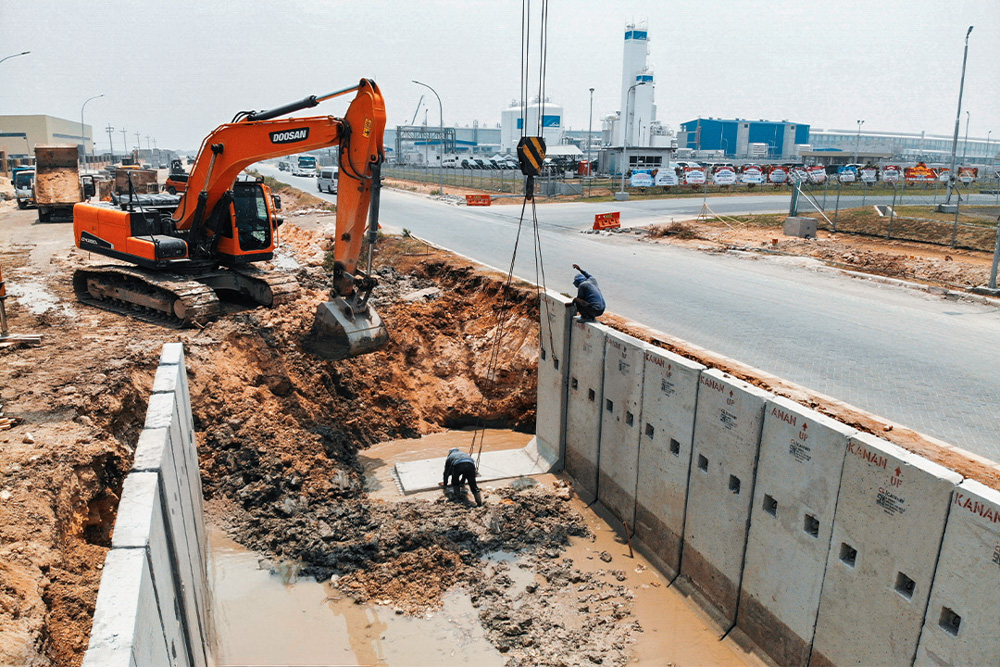 L-GUTTER GRESIK