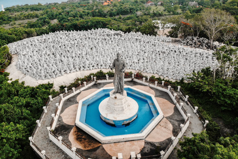TETRAPOD BALI