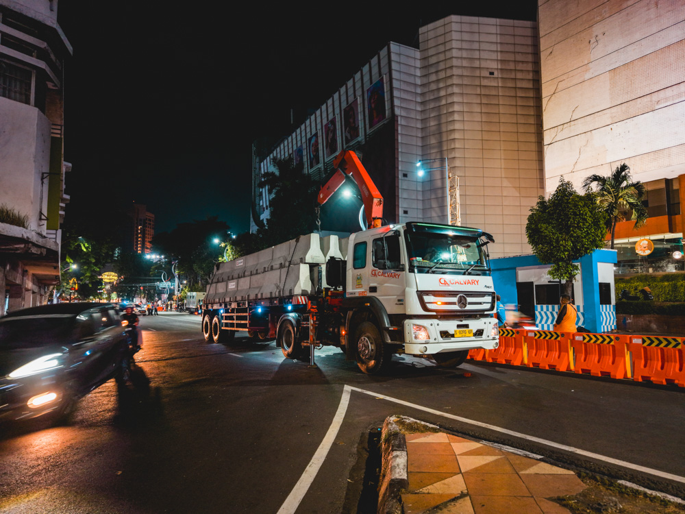 BARRIER SURABAYA