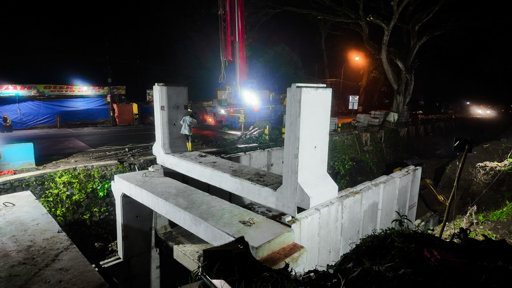 DOUBLE U-BOX 6 METERS BATU