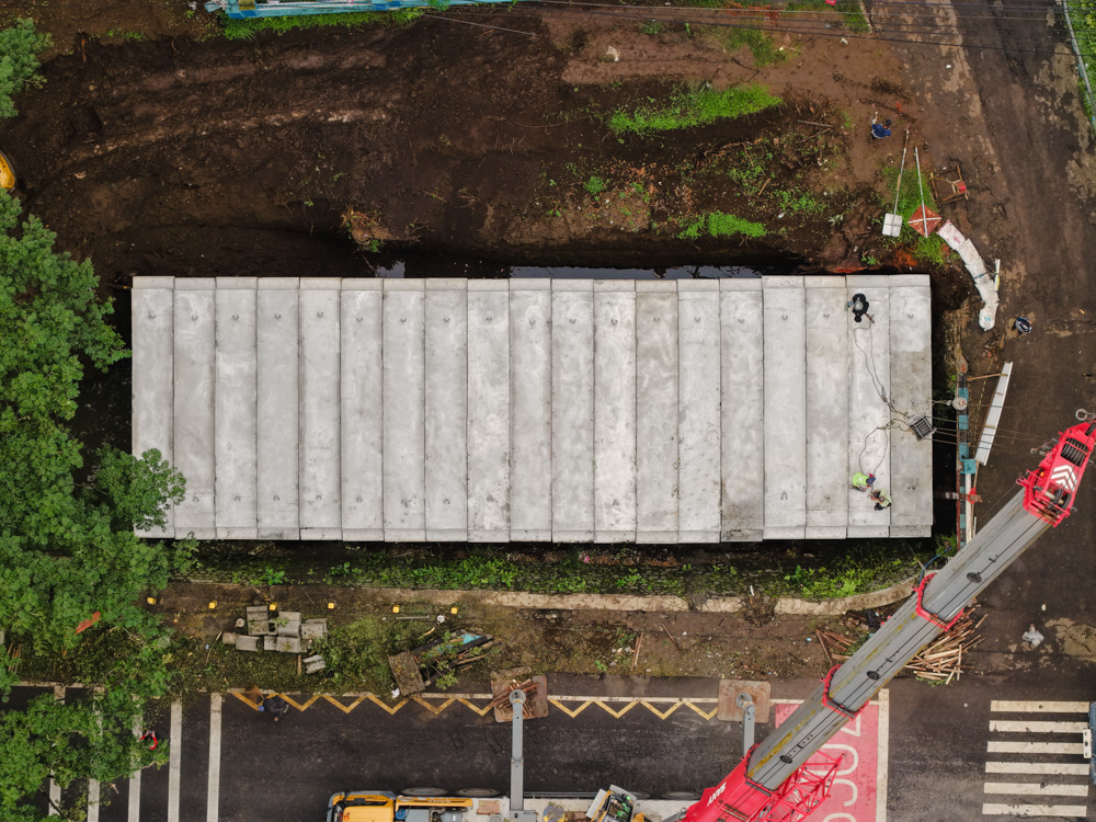 DOUBLE U-BOX 6 METERS BATU