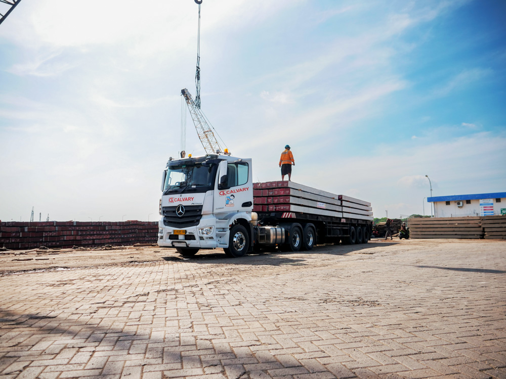 PILE DELIVERY TO BORNEO