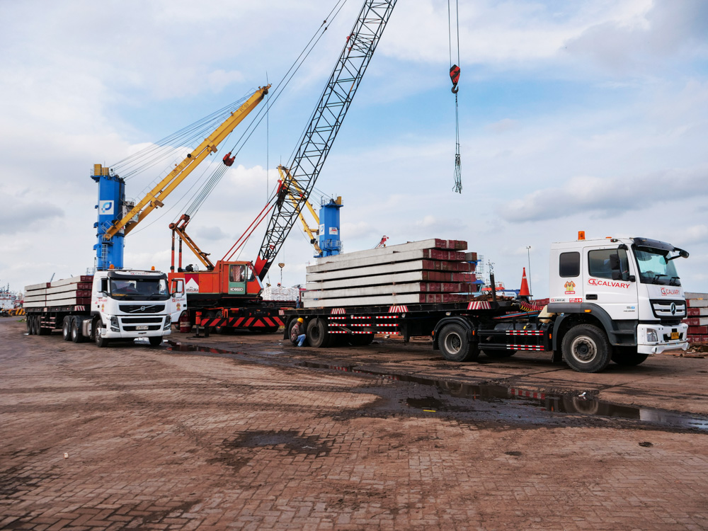 PILE DELIVERY TO BORNEO